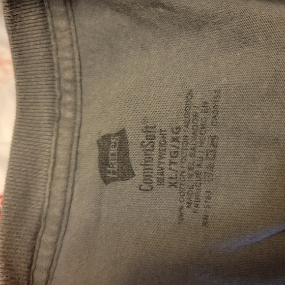 EUC Hanes Comfortsoft Men's XL tshirt plain dark grey - Picture 2 of 6